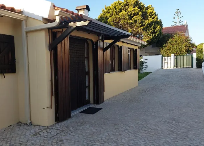 Rustic House - Pool, Lagoon & Sea Near Lisbon - Feriehus